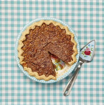 does pecan pie need to be refrigerated