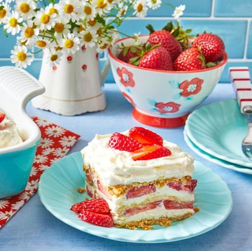 the pioneer woman's strawberry icebox cake recipe